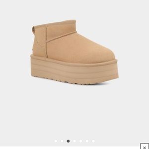 ugg ultra mini platforms! Color driftwood. These are sold out online!!